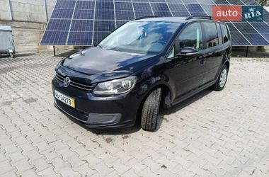 Минивэн Volkswagen Touran 2011 в Кицмани