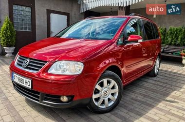 Мінівен Volkswagen Touran 2003 в Чернівцях