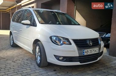 Мінівен Volkswagen Touran 2009 в Вінниці