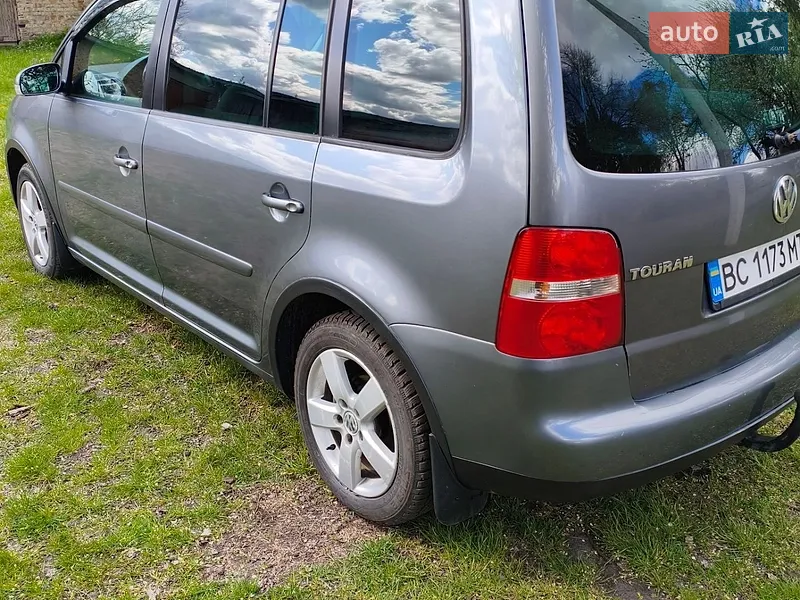 Volkswagen Touran