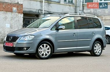 Минивэн Volkswagen Touran 2008 в Виннице