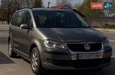 Мінівен Volkswagen Touran 2007 в Тернополі