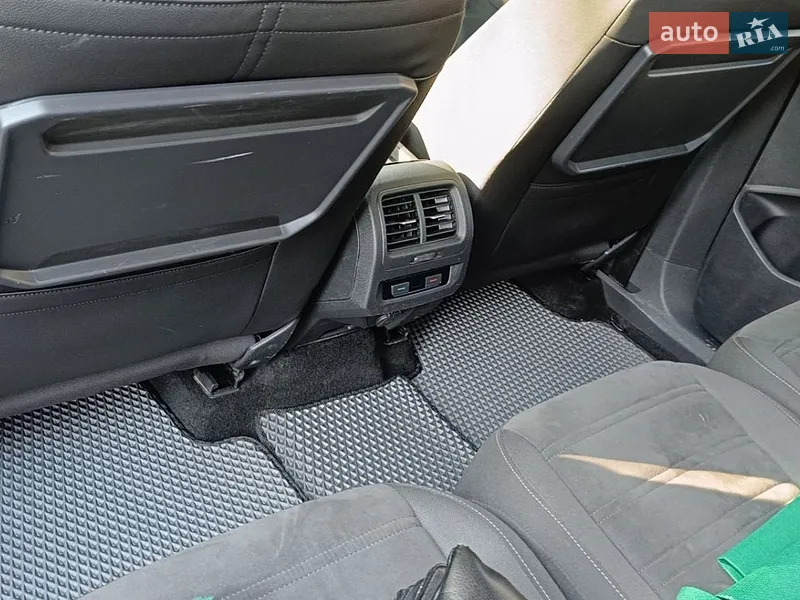 Volkswagen Touran 2018 VIN WVGZZZ1TZKW025576 фото оголошення 49 з 89