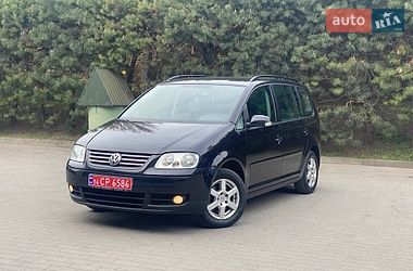 Минивэн Volkswagen Touran 2005 в Мостиске