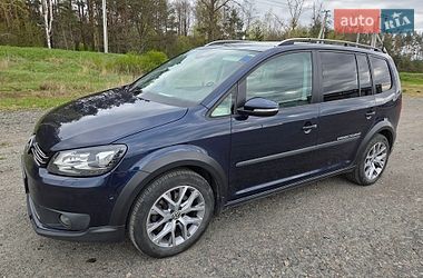 Мінівен Volkswagen Touran 2014 в Бучі