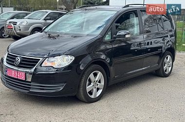 Минивэн Volkswagen Touran 2008 в Лубнах