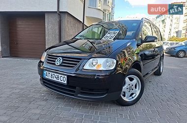 Минивэн Volkswagen Touran 2005 в Ивано-Франковске