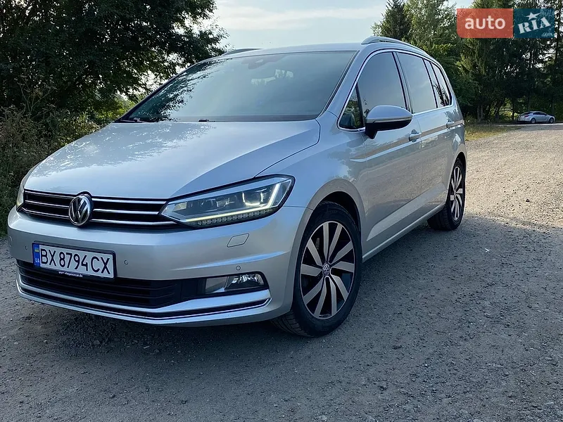 Volkswagen Touran 2016