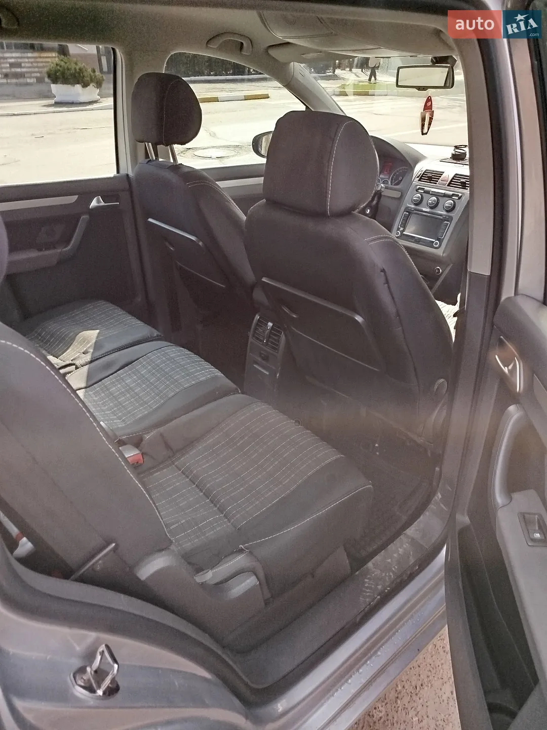 2010 Volkswagen Touran - мініатюра 12