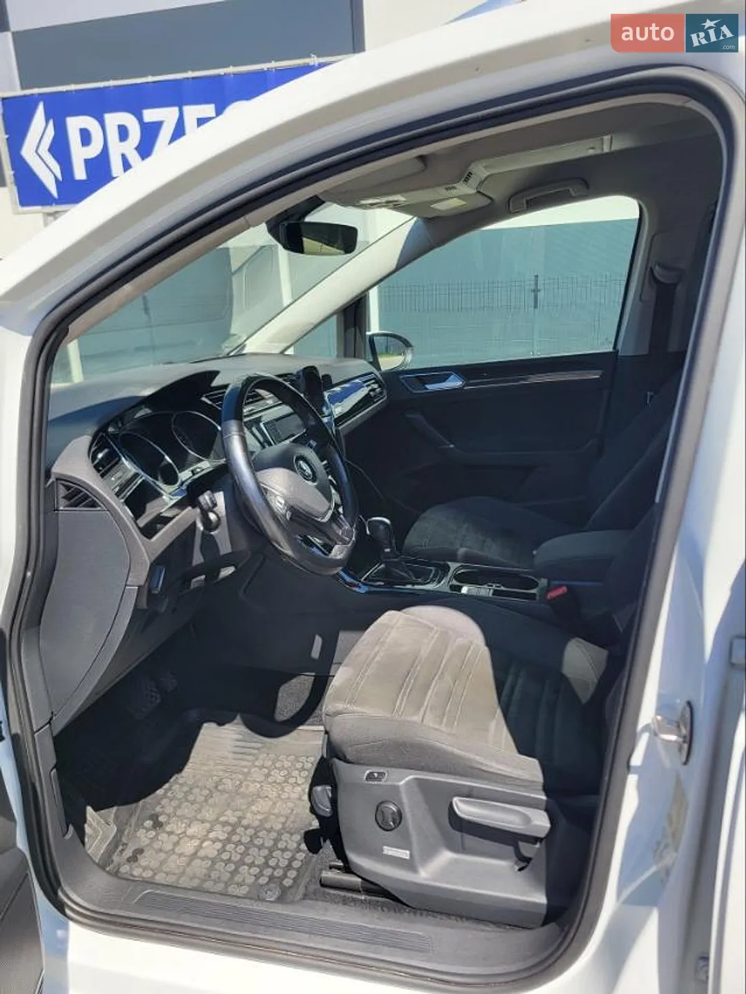 2017 Volkswagen Touran - мініатюра 11