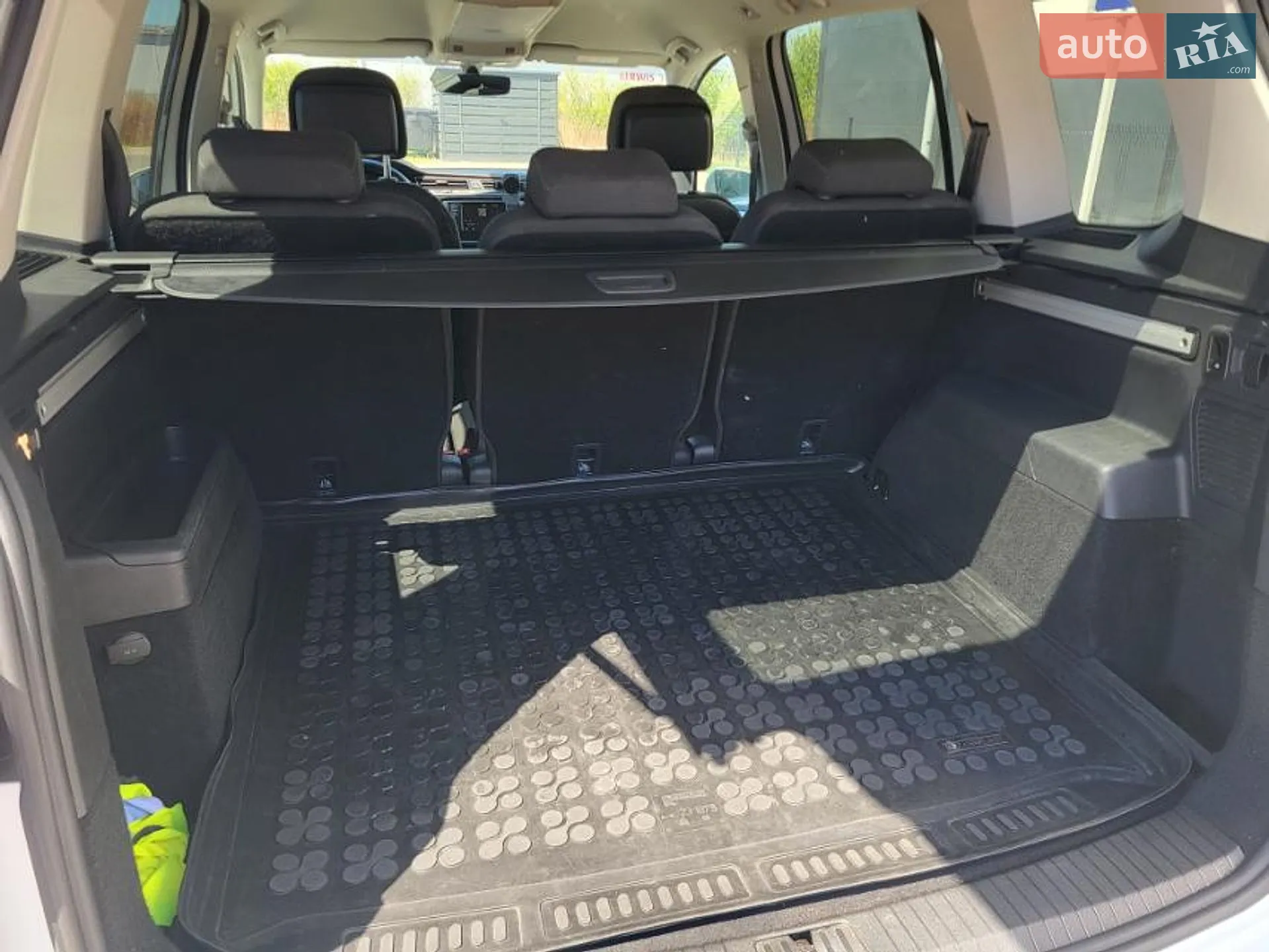 2017 Volkswagen Touran - мініатюра 17