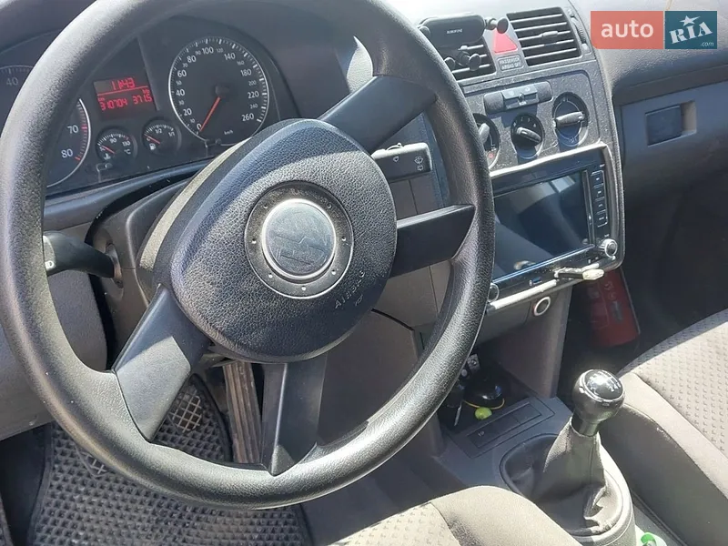 Volkswagen Touran 2003 VIN WVGZZZ1TZ4W103166 фото оголошення 7 з 43