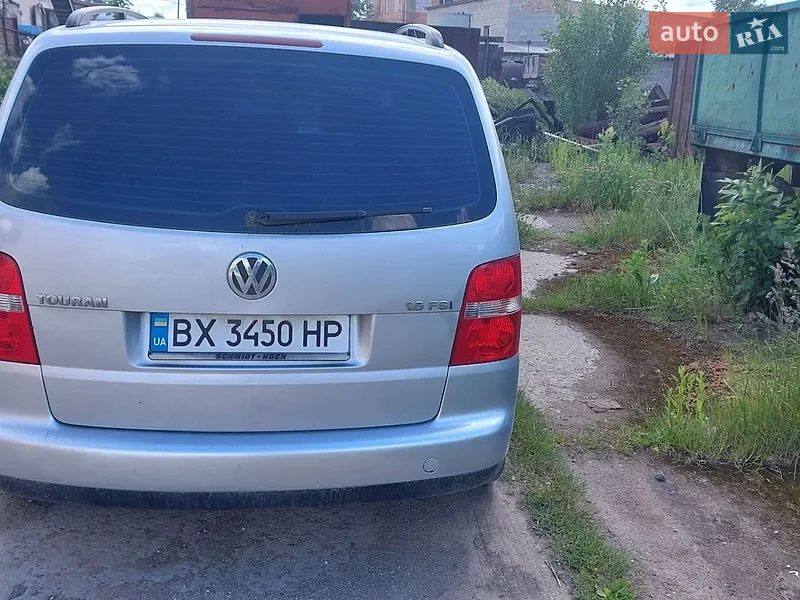 Volkswagen Touran 2003 VIN WVGZZZ1TZ4W055661 фото оголошення 3 з 44