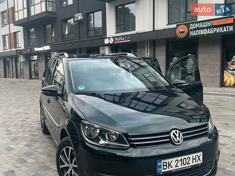 Volkswagen Touran
