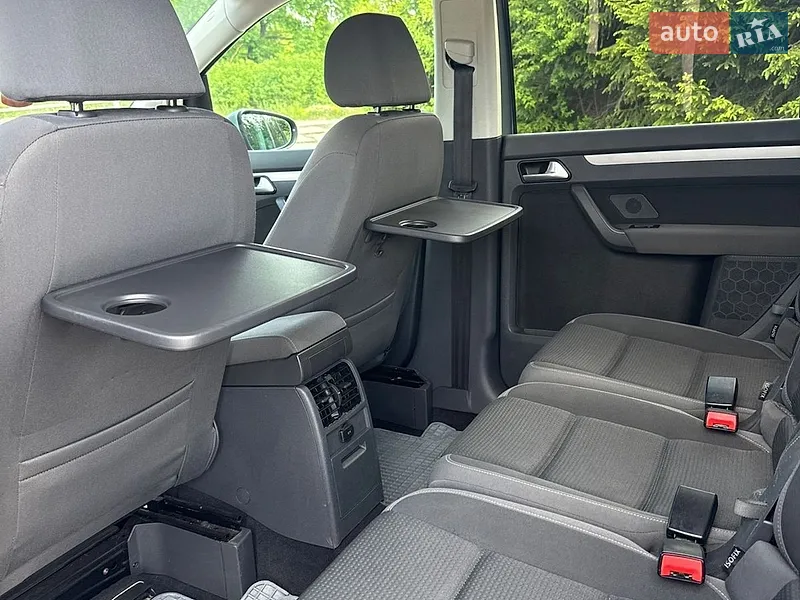 Volkswagen Touran 2009 VIN WVGZZZ1TZAW040023 фото оголошення 34 з 76