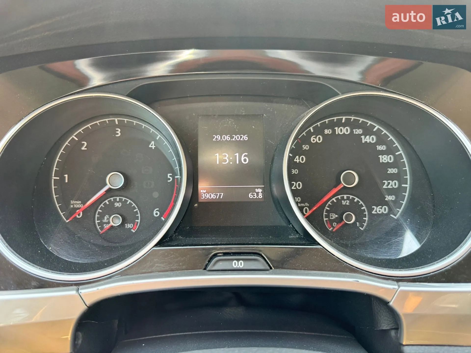Volkswagen Touran 2016 VIN WVGZZZ1TZHW014760 фото оголошення 9 з 17