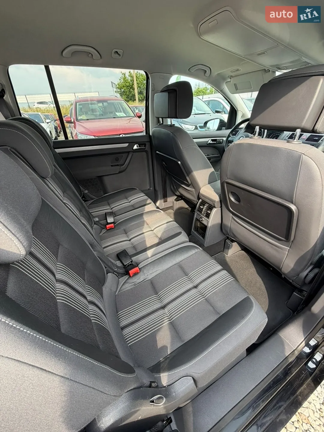2013 Volkswagen Touran - мініатюра 32