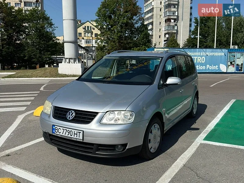 Volkswagen Touran
