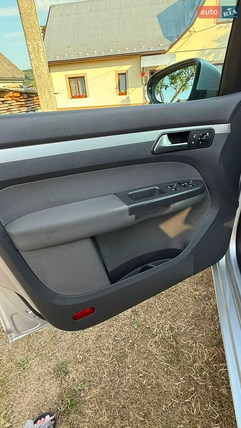 2012 Volkswagen Touran - мініатюра 16