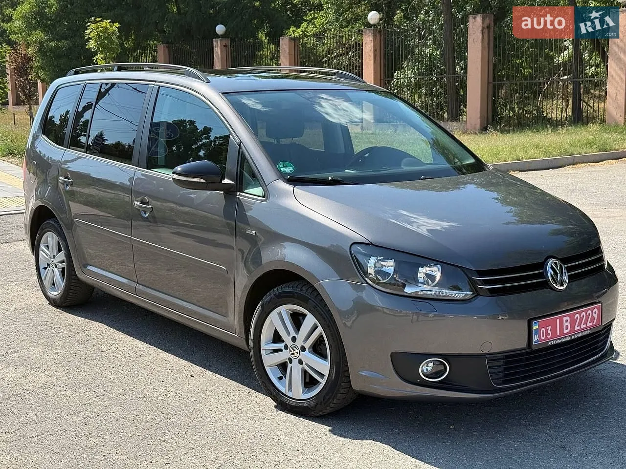 2012 Volkswagen Touran - мініатюра 2