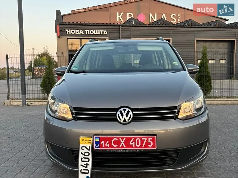 Volkswagen Touran