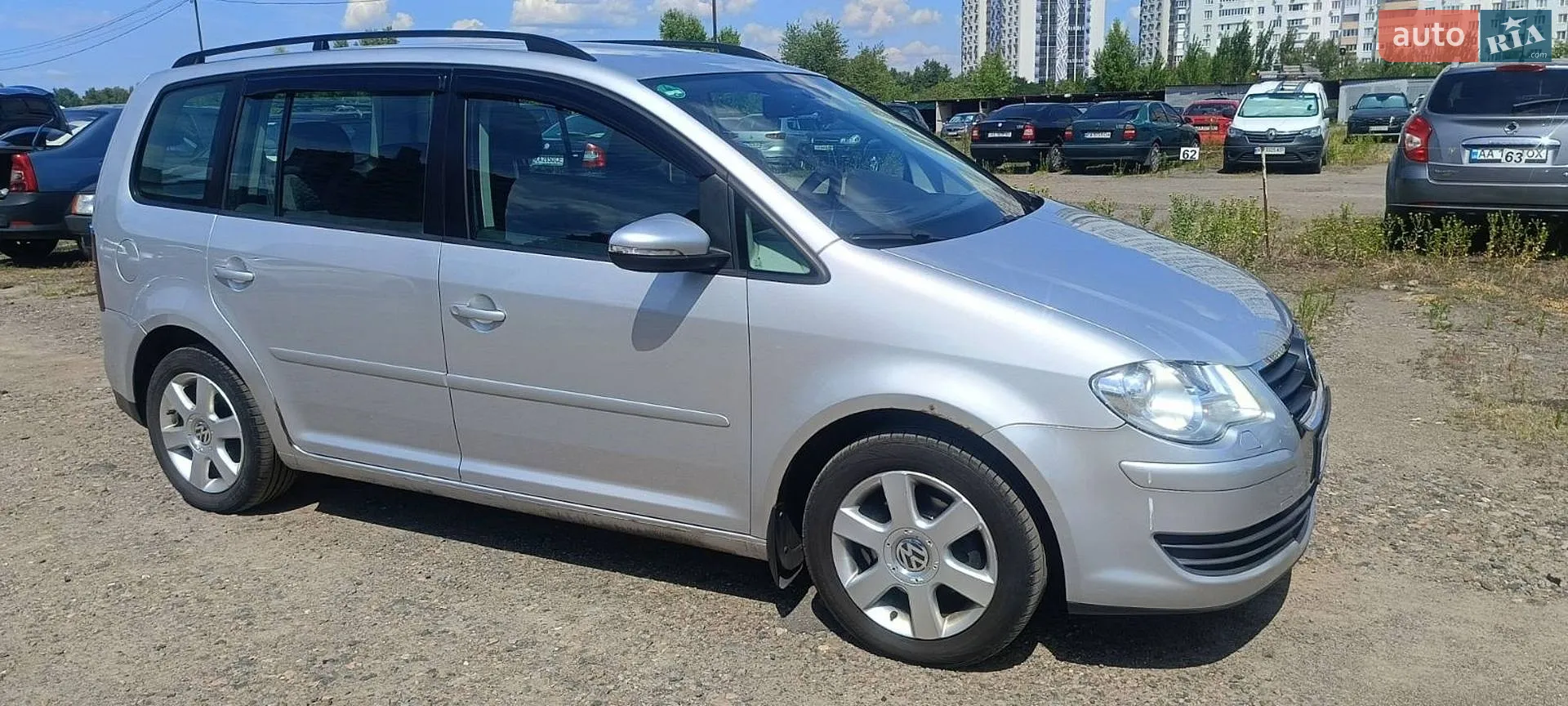 2010 Volkswagen Touran - мініатюра 6