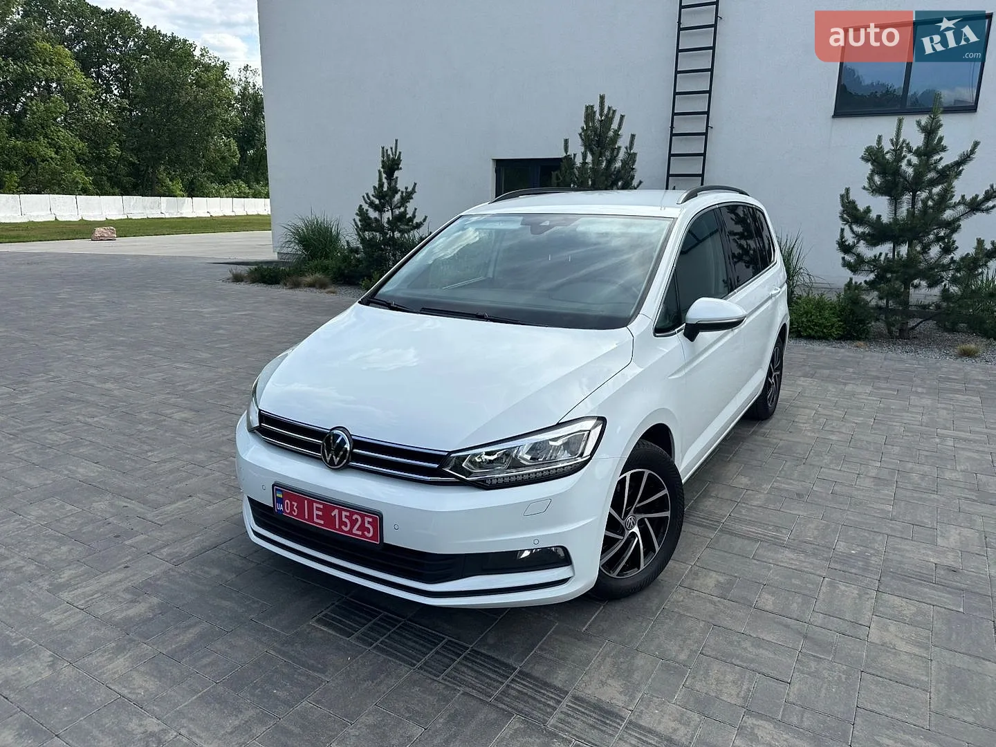 2022 Volkswagen Touran - мініатюра 2