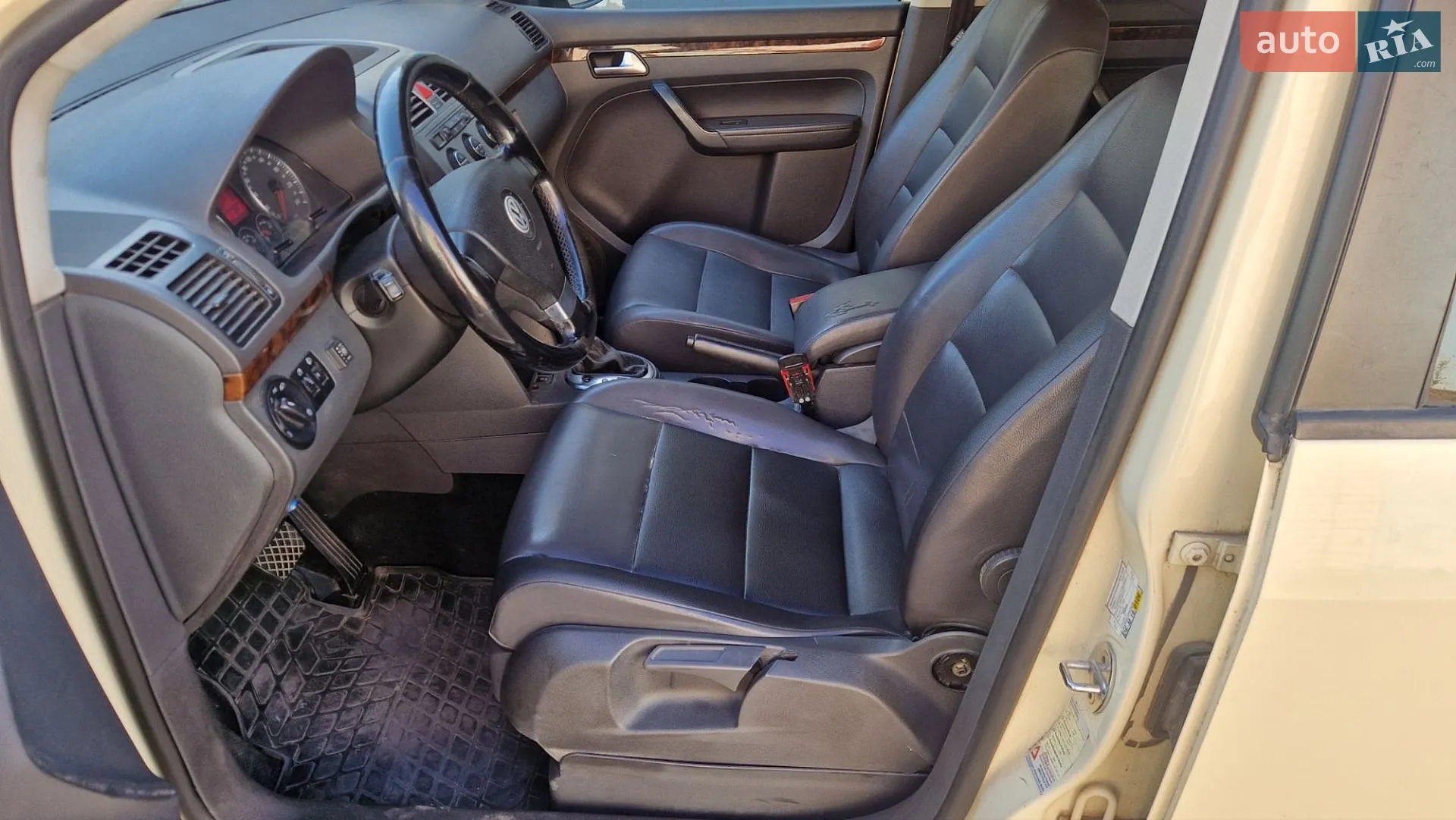2010 Volkswagen Touran - мініатюра 13