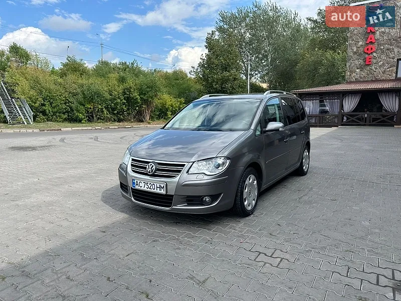 Volkswagen Touran