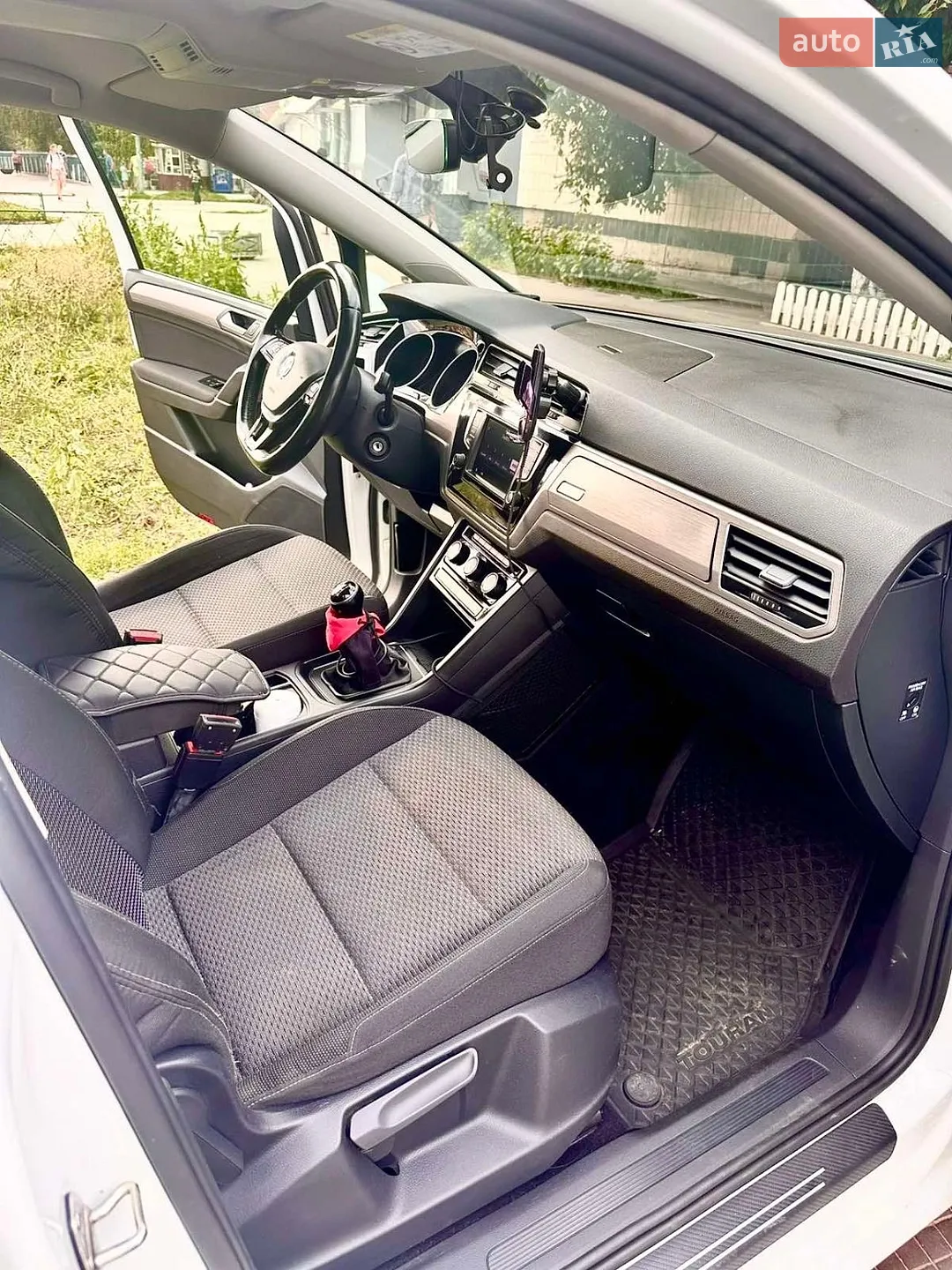 2016 Volkswagen Touran - мініатюра 13
