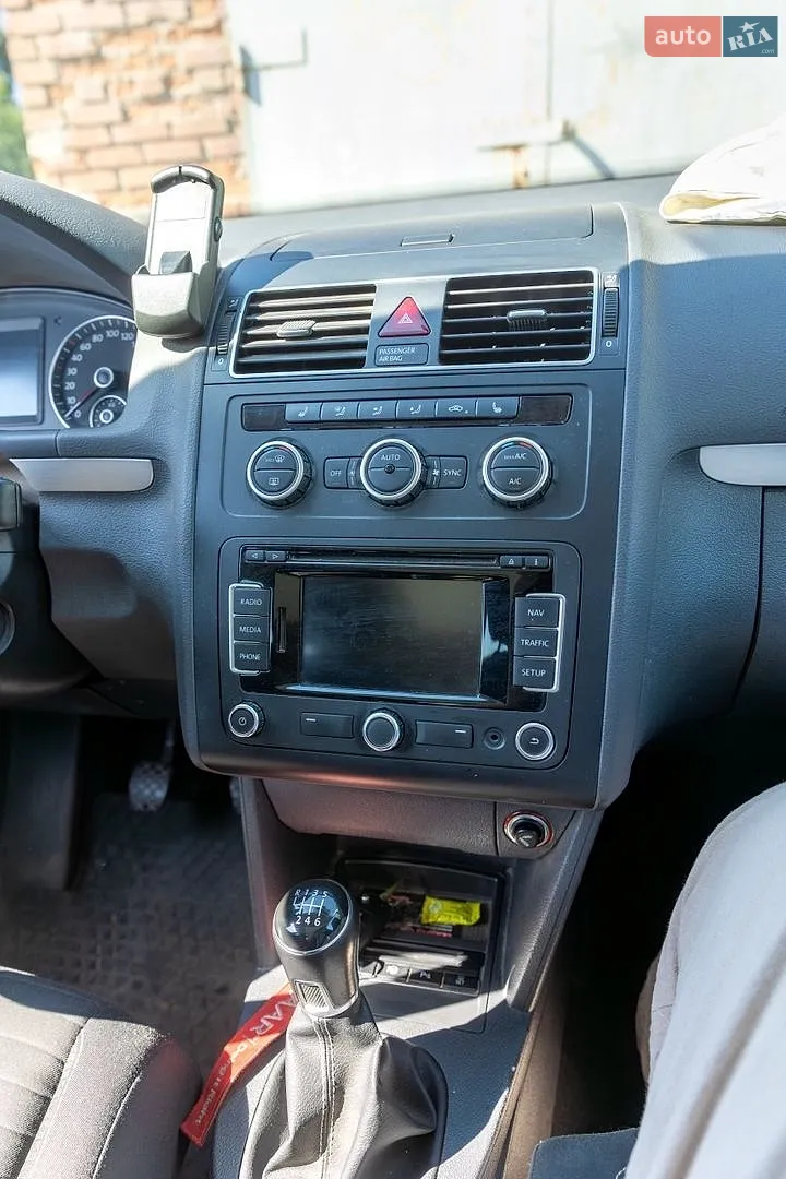 2015 Volkswagen Touran - мініатюра 16