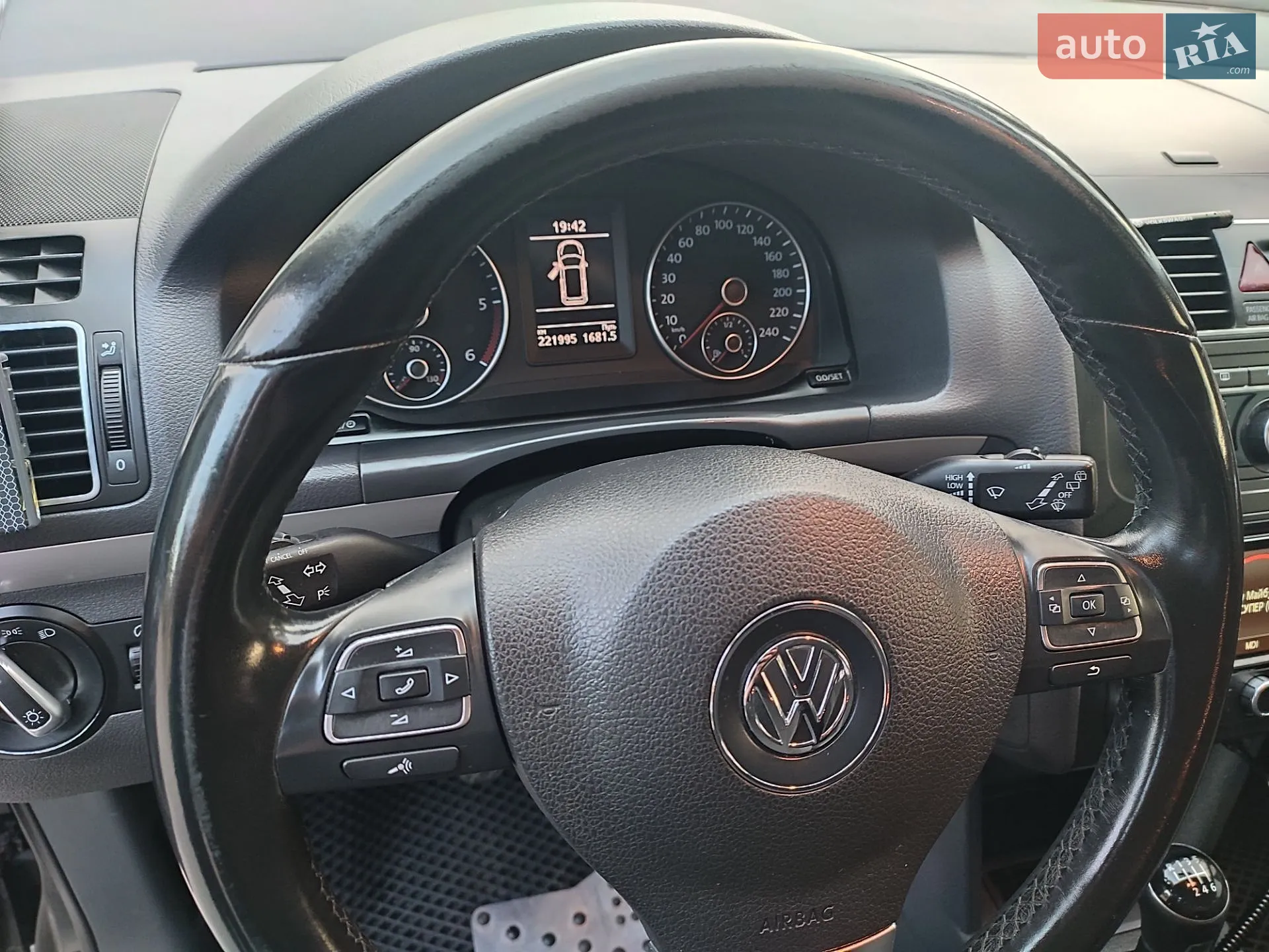 2013 Volkswagen Touran - мініатюра 24