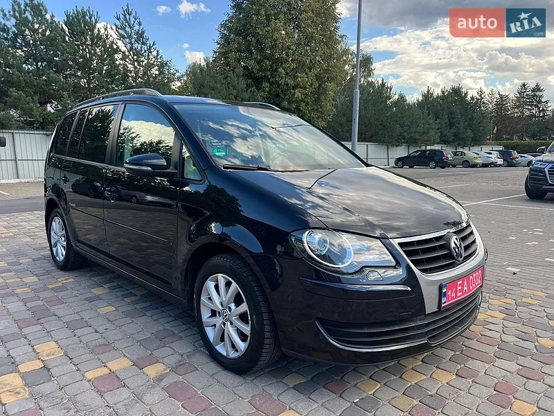 Volkswagen Touran