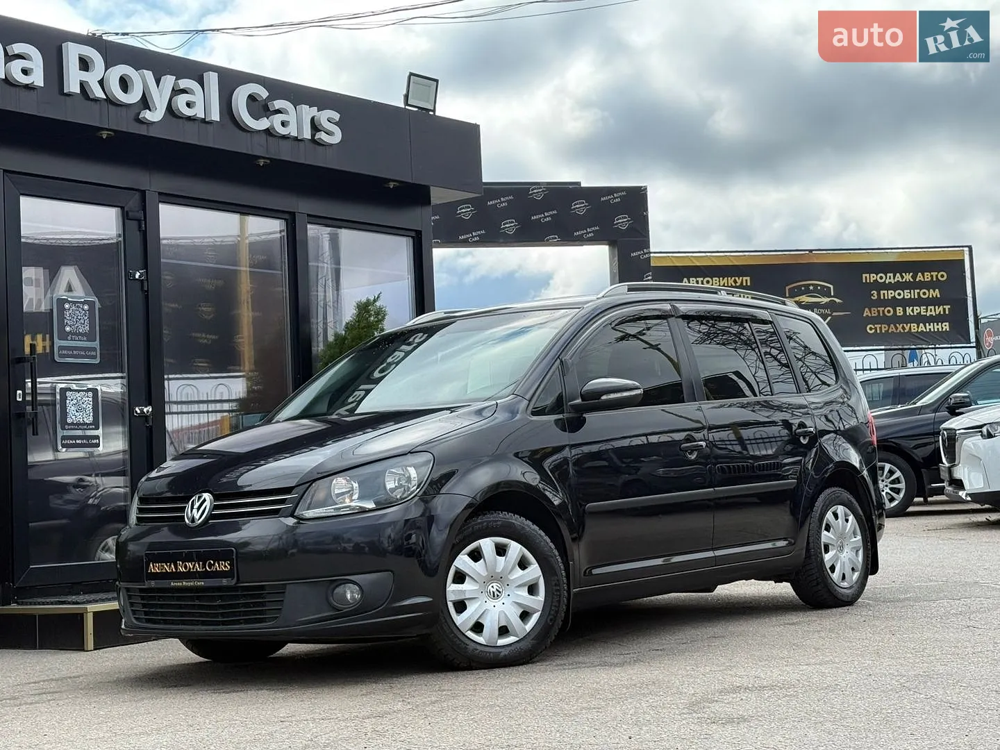 2011 Volkswagen Touran - фото 1