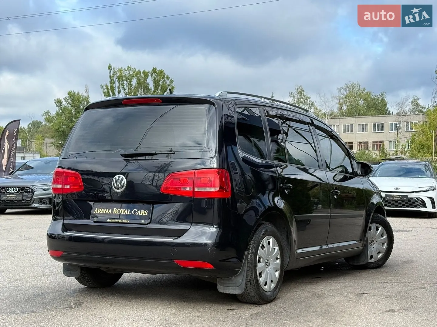 2011 Volkswagen Touran - мініатюра 2