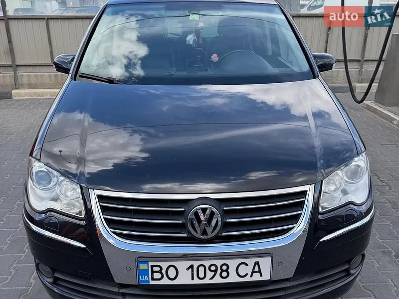Volkswagen Touran