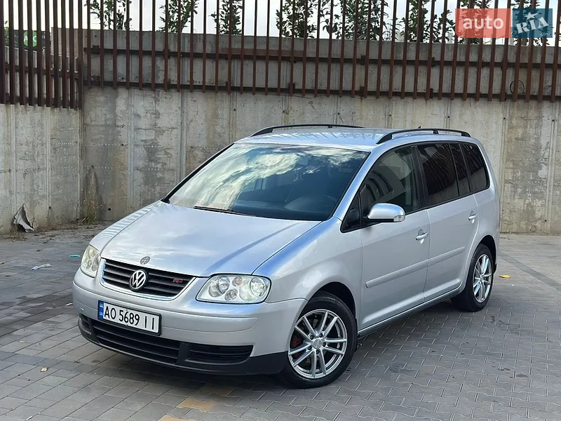 Volkswagen Touran
