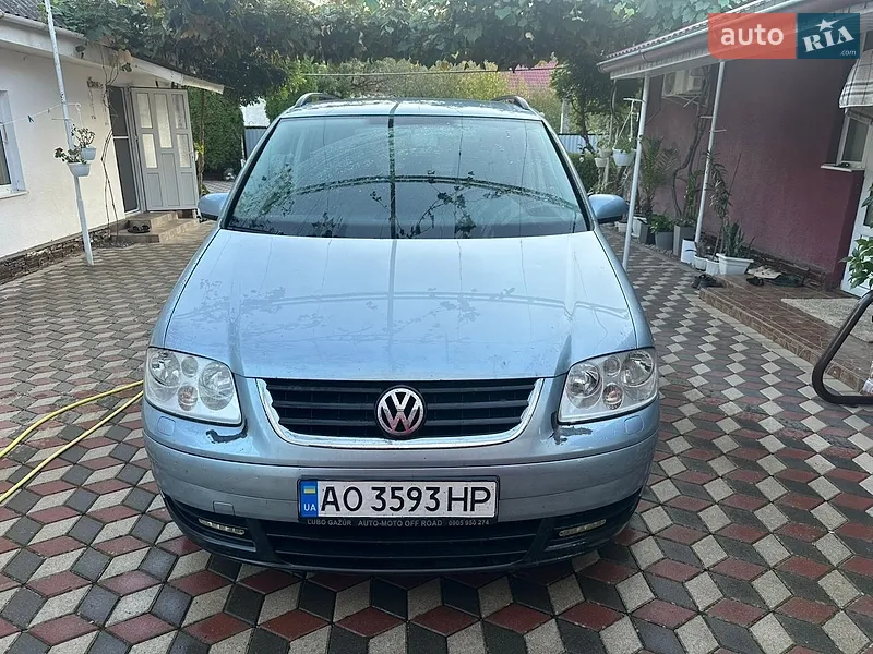 Volkswagen Touran