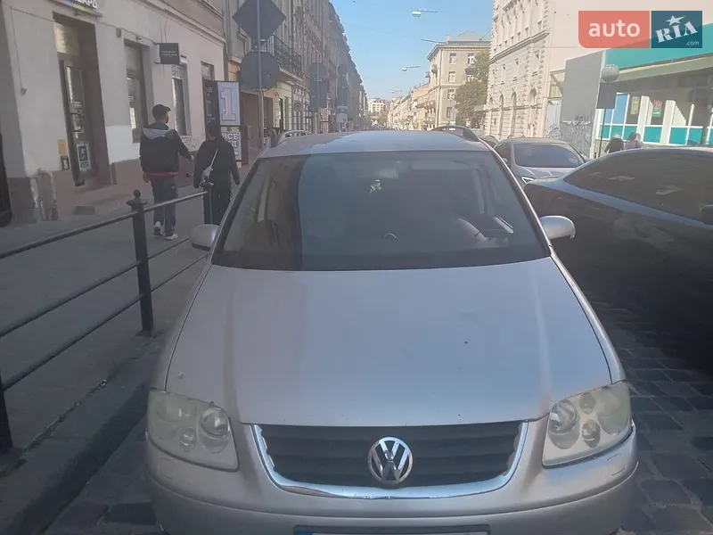 Volkswagen Touran