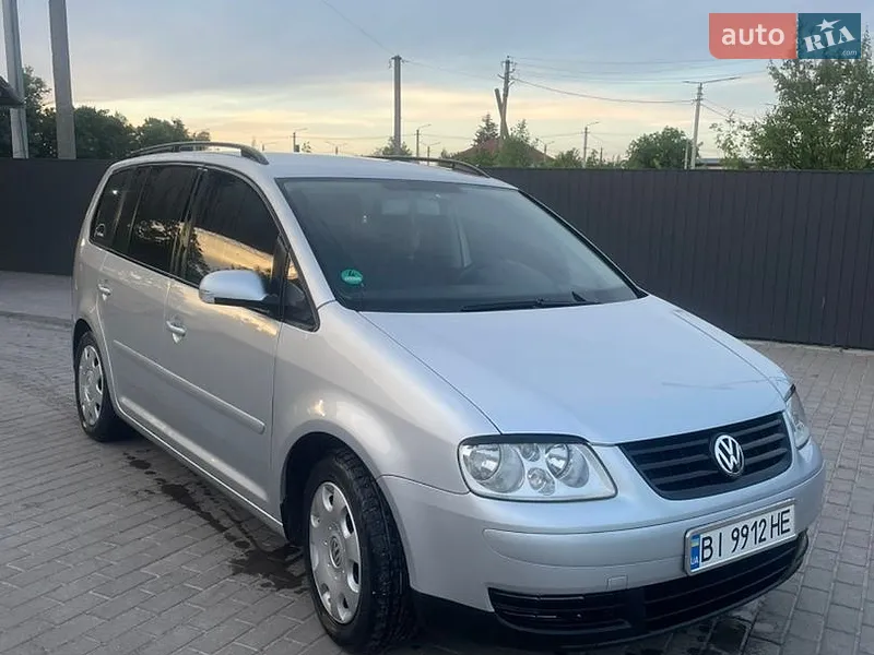 Volkswagen Touran