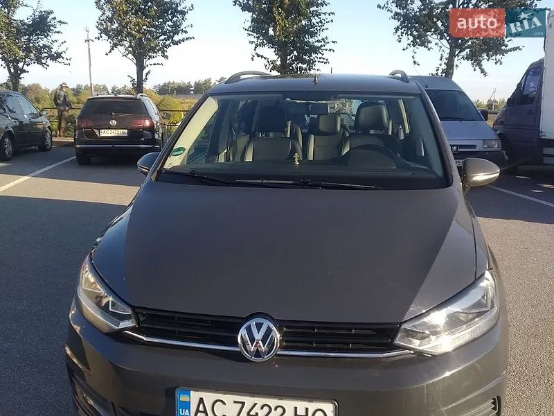 Volkswagen Touran