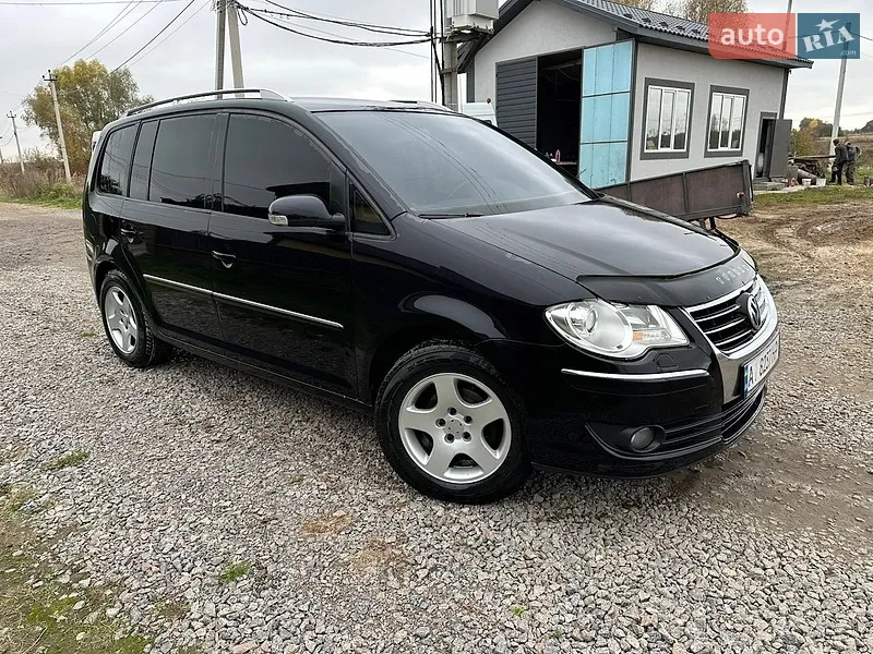 Volkswagen Touran
