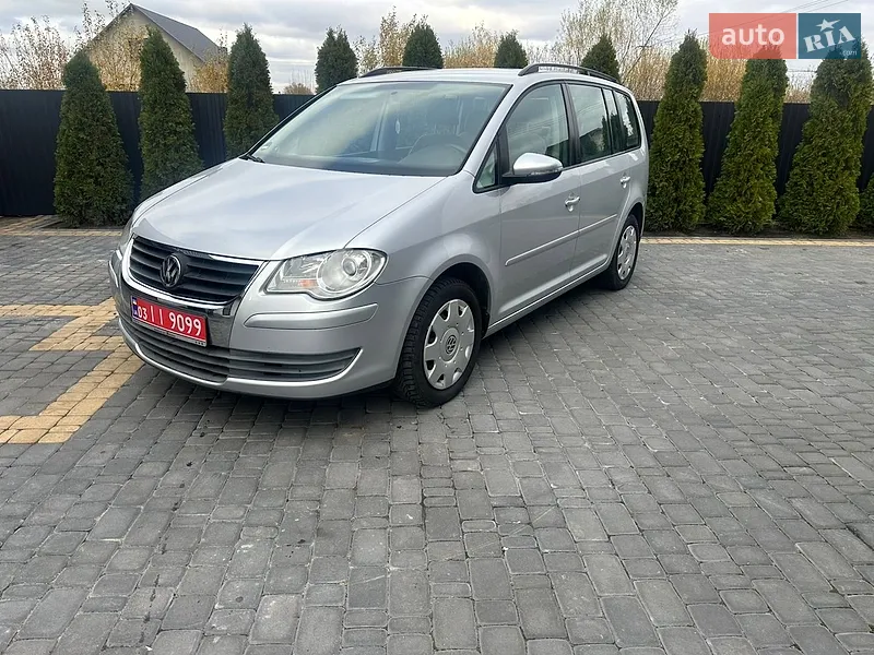Volkswagen Touran
