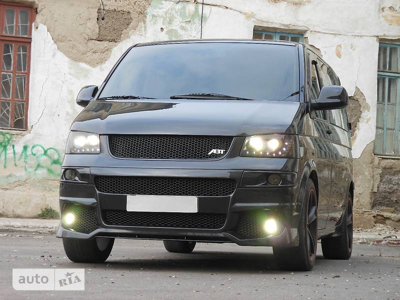 Мінівен Volkswagen Transporter 2009 в 