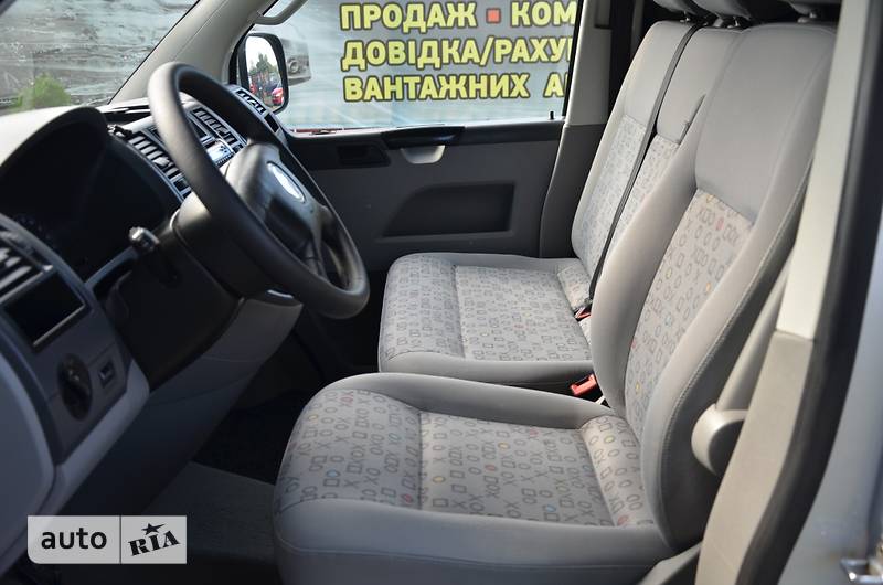 Минивэн Volkswagen Transporter 2006 в Луцке