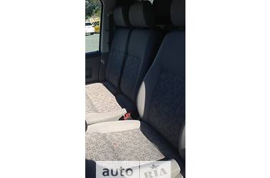 Минивэн Volkswagen Transporter 2006 в 