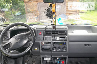 Минивэн Volkswagen Transporter 2000 в Сколе