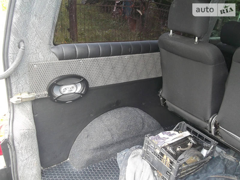 Минивэн Volkswagen Transporter 2000 в Сколе