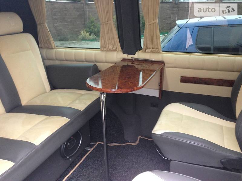 Минивэн Volkswagen Transporter 2009 в Днепре