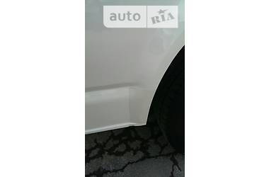 Грузопассажирский фургон Volkswagen Transporter 2012 в Ровно